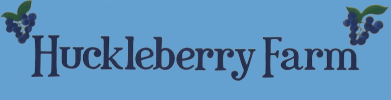 Huckleberry Farm Logo.
